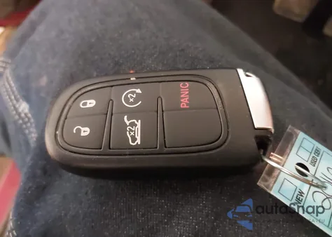 2016 Jeep Cherokee Limited z USA, uszkodzony, nr VIN 1C4PJMDS9GW245806